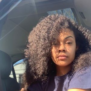 Meet your Posher, Lexi